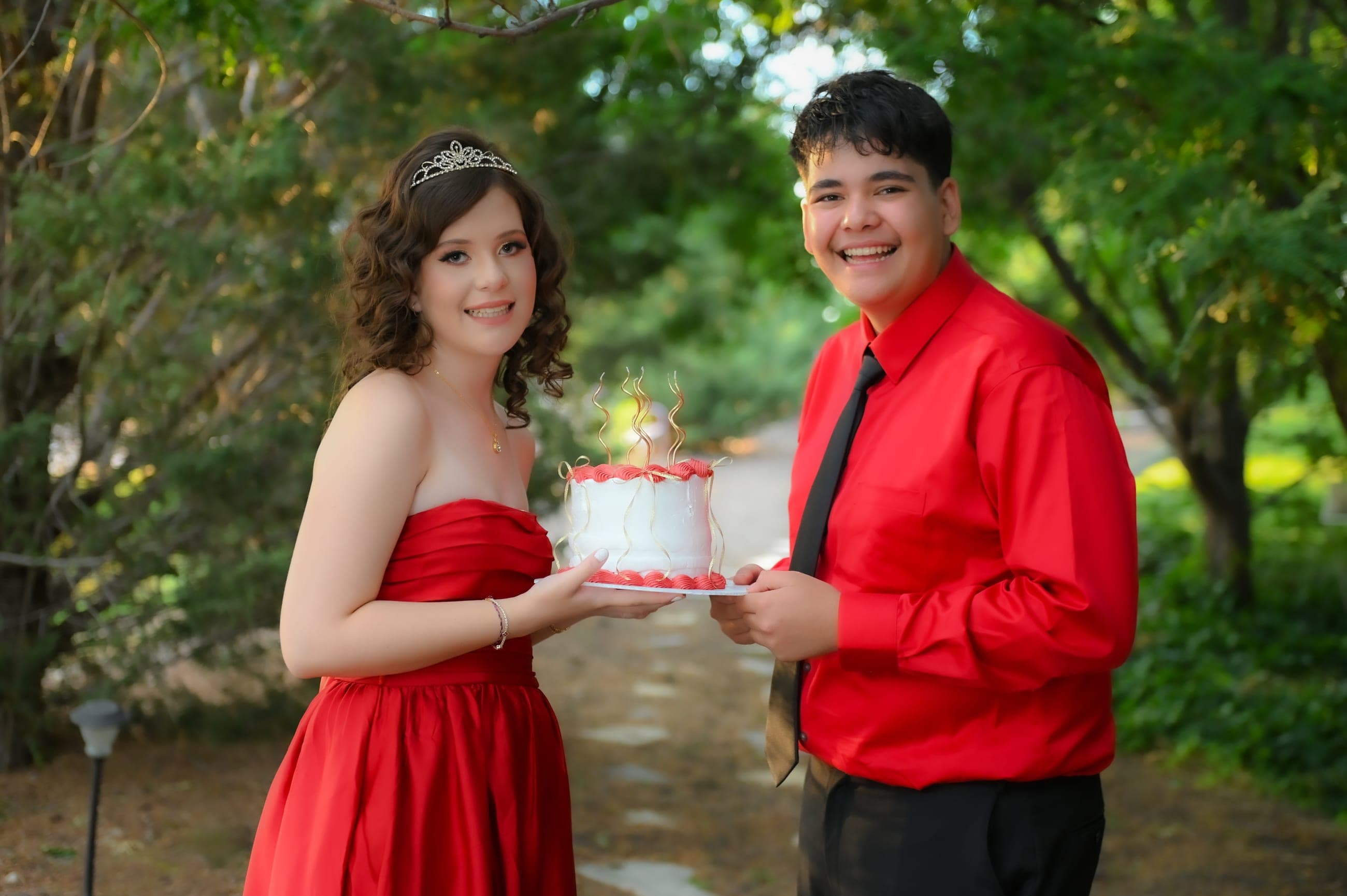 Alexia and Alejandro Lizárraga, XV Años portrait session
